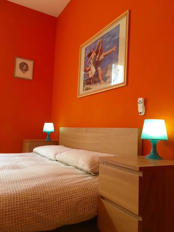 Modi Apartment Rom